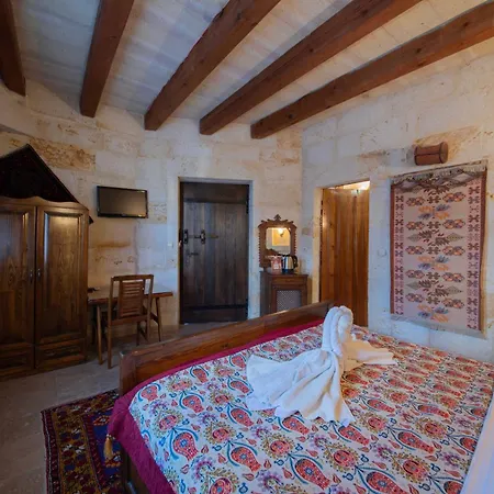 Safran Cave Hotel 3*