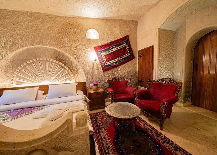 사프란 케이브 2*