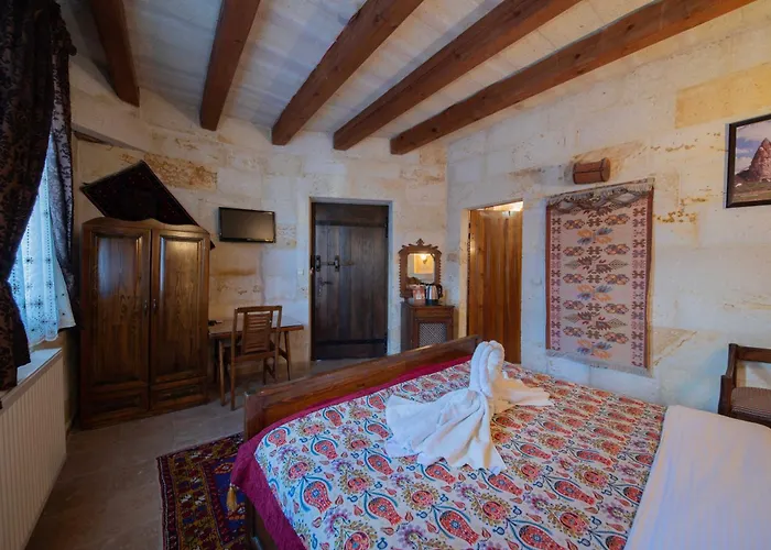 Safran Cave Hotel 2*